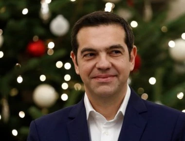 Θράσος Τσίπρα: Την ώρα που ξεπουλάει μέχρι και την...Ακρόπολη - Πανηγυρίζει στο twitter για τις συμβάσεις (βίντεο)